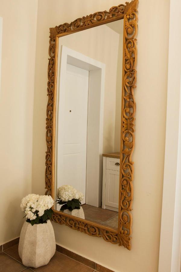 Lovely 1St Fl. Apt, With Balcony In Pagrati Athens Exterior photo