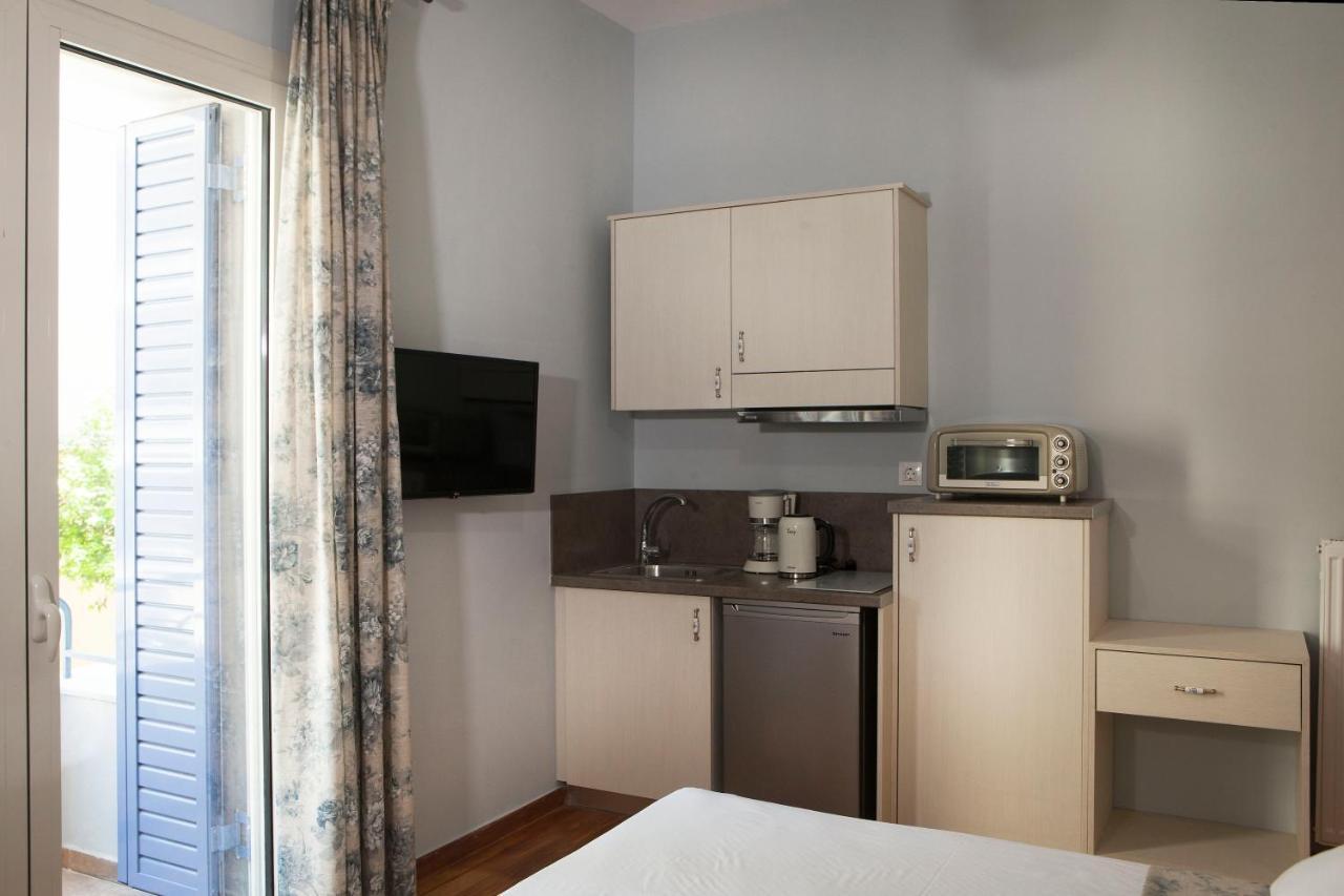 Lovely 1St Fl. Apt, With Balcony In Pagrati Athens Exterior photo